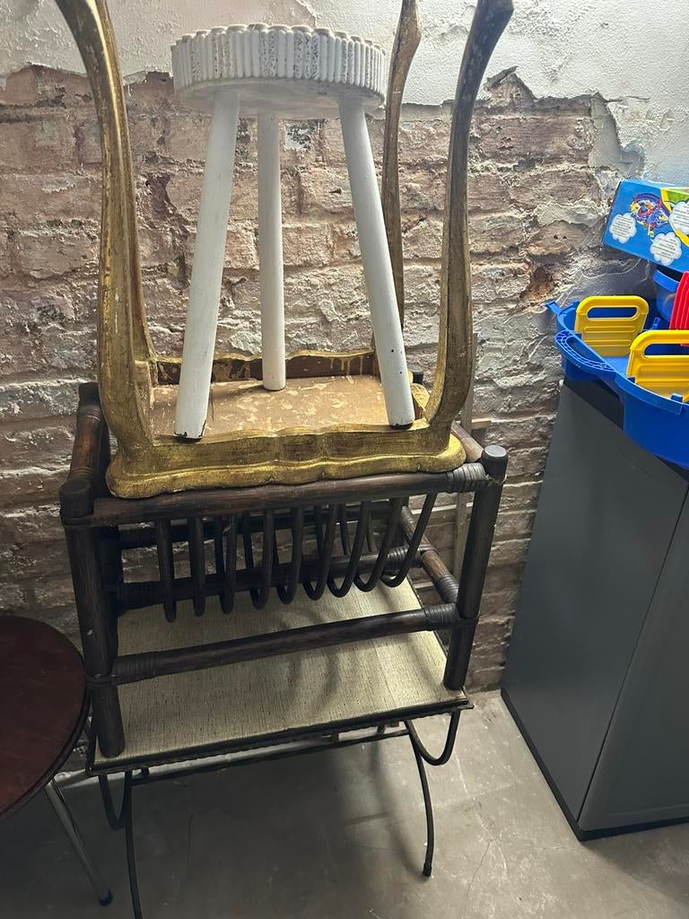 Vanalles, bijzettafels, krantenbak manou, VINTAGE, Ophalen