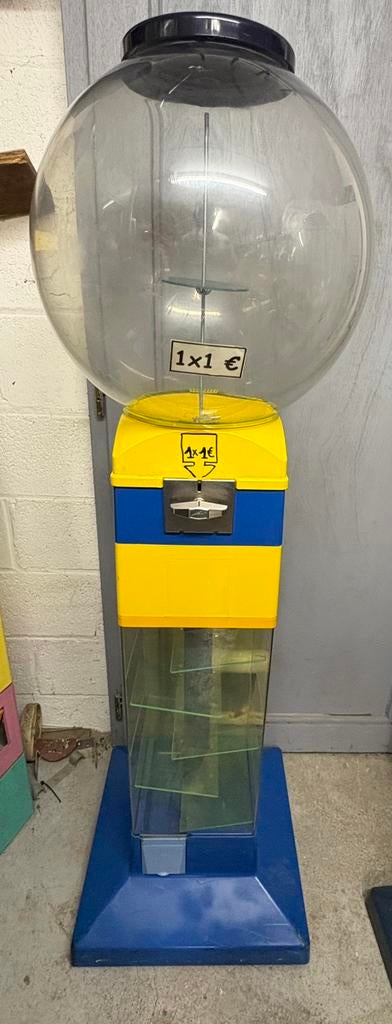 Appareil distributeur automatique de jouets, Enlèvement, Utilisé