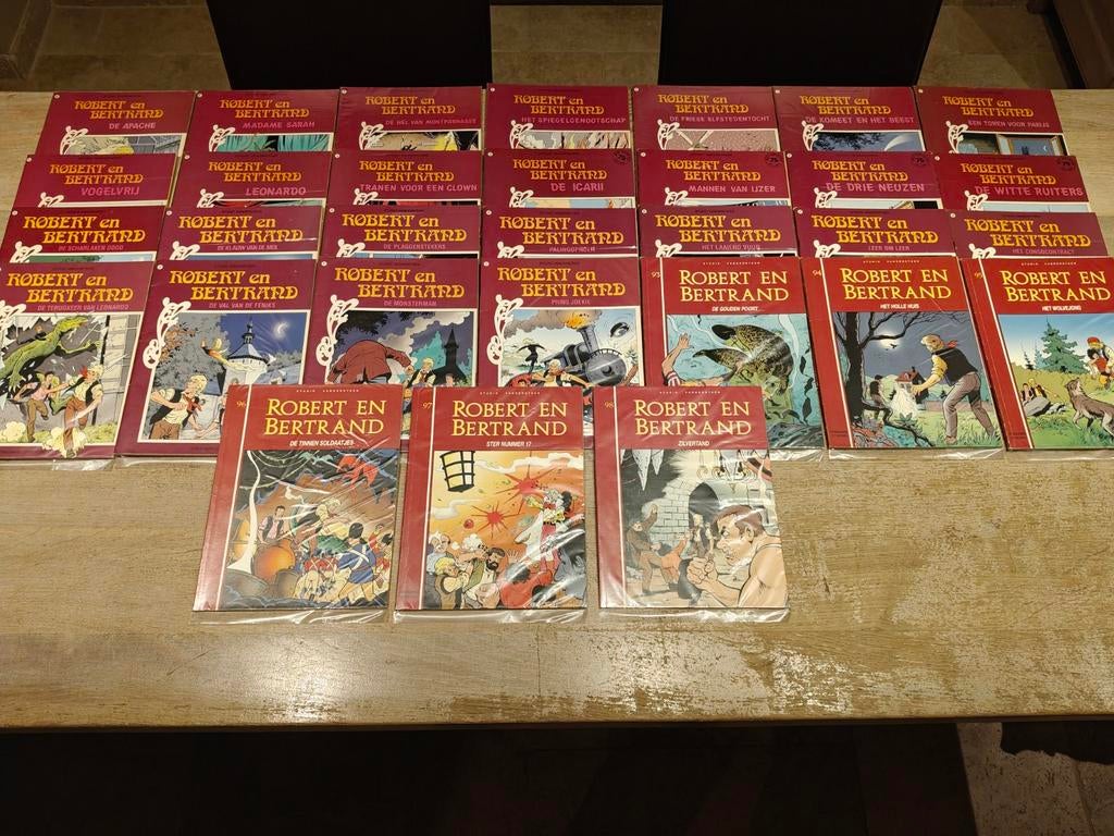 Robert en Bertrand nr 1-98, Boeken, Ophalen of Verzenden