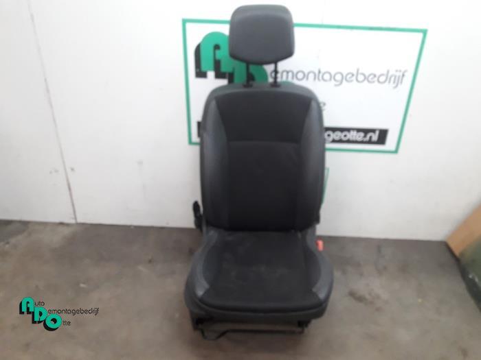 Siège droit d'un Renault Clio (Clio 3 06-), Autos : Pièces & Accessoires, Renault, -, 3 mois de garantie, Utilisé