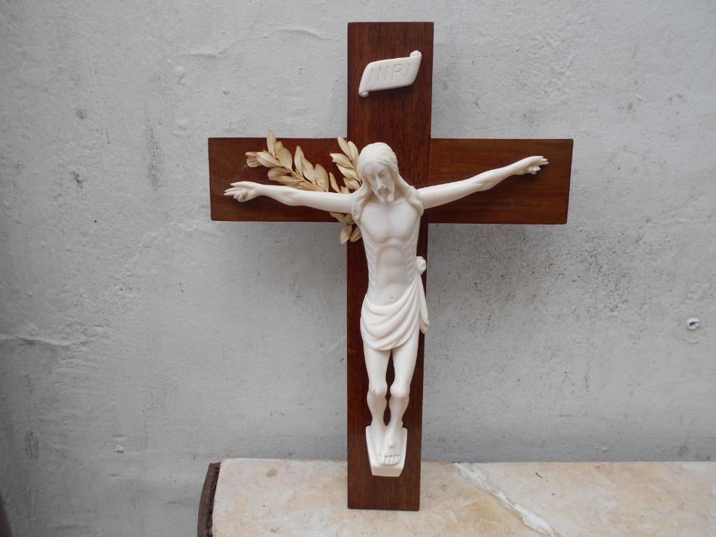 antieke CHRISTUS  CORPUS   ivoor   gesculpteerd, Antiek en Kunst, Ophalen of Verzenden