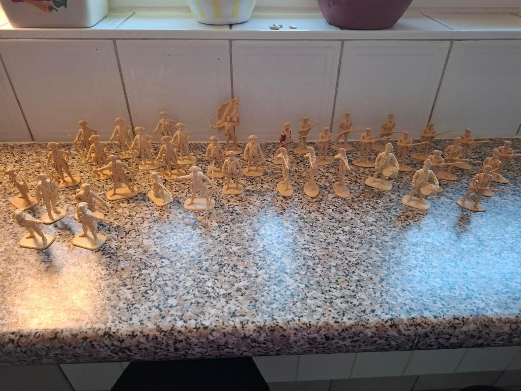 39 Britse soldaatjes 54mm ongeschilderd AWI, Verzamelen, Poppetjes en Figuurtjes, Ophalen of Verzenden, Gebruikt