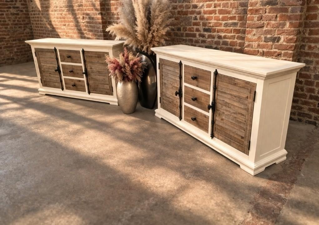 1 buffet en bois massif art:90/26,2+3, Maison & Meubles, Armoires | Dressoirs, Comme neuf, 150 à 200 cm, 25 à 50 cm, Avec tiroir(s)