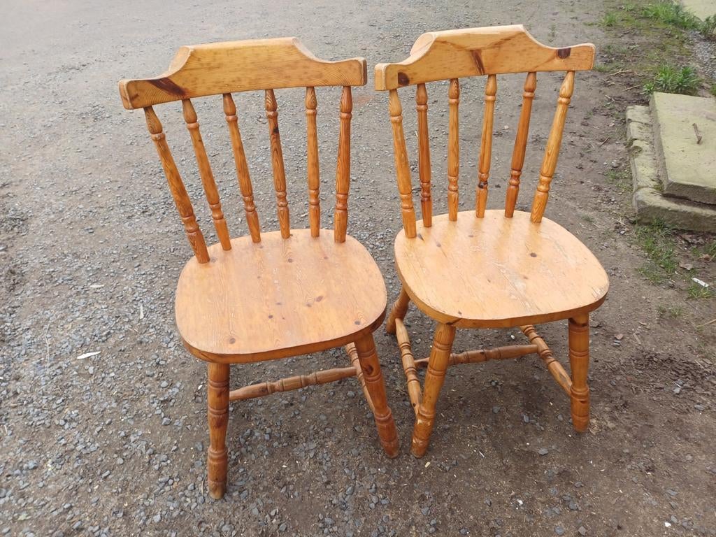 Twee stoelen hout, Ophalen, Hout, Twee