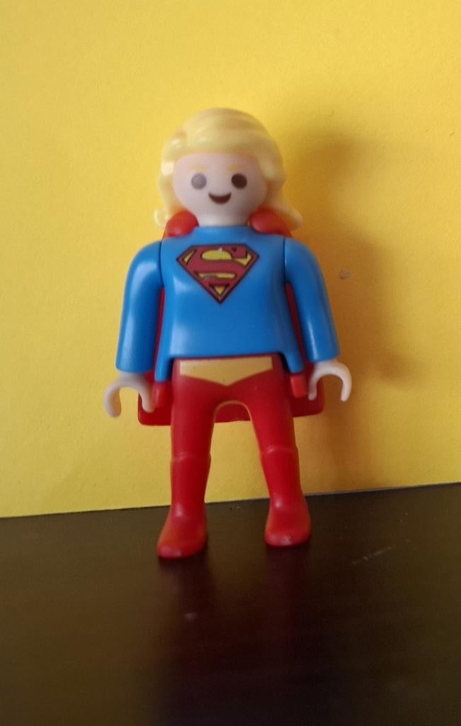 Playmobil DC 2025 Supergirl - Kinder Surprise Nieuw, Ophalen of Verzenden, Nieuw