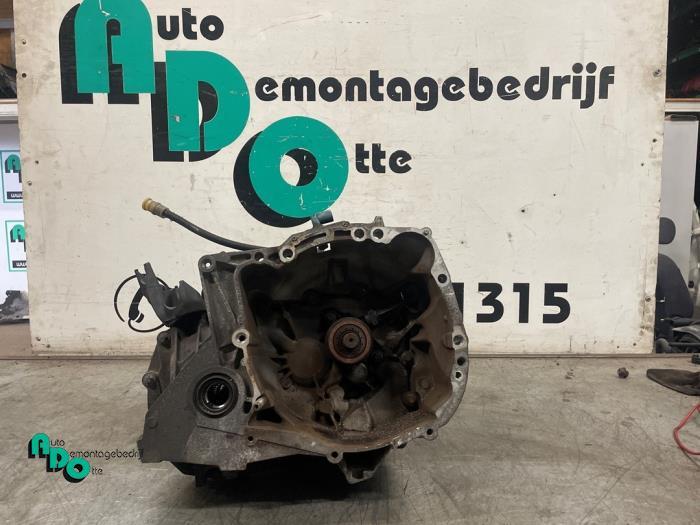 Versnellingsbak van een Renault Clio (Clio 3 06-), Gebruikt, -, Renault, -