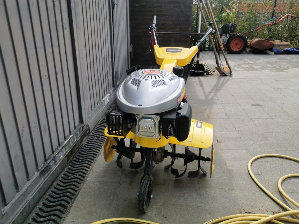 Tuinfrees, Zakelijke goederen, Ophalen