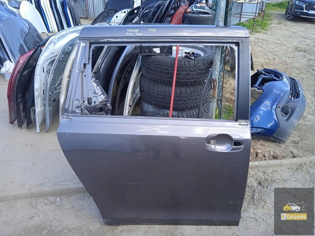 Toyota Sienna III 2010-2020, conduite droite, Info@toyota.co.jp, Toyota Motor Corporation, Toyota-Cho 1
471-8571  Toyota City