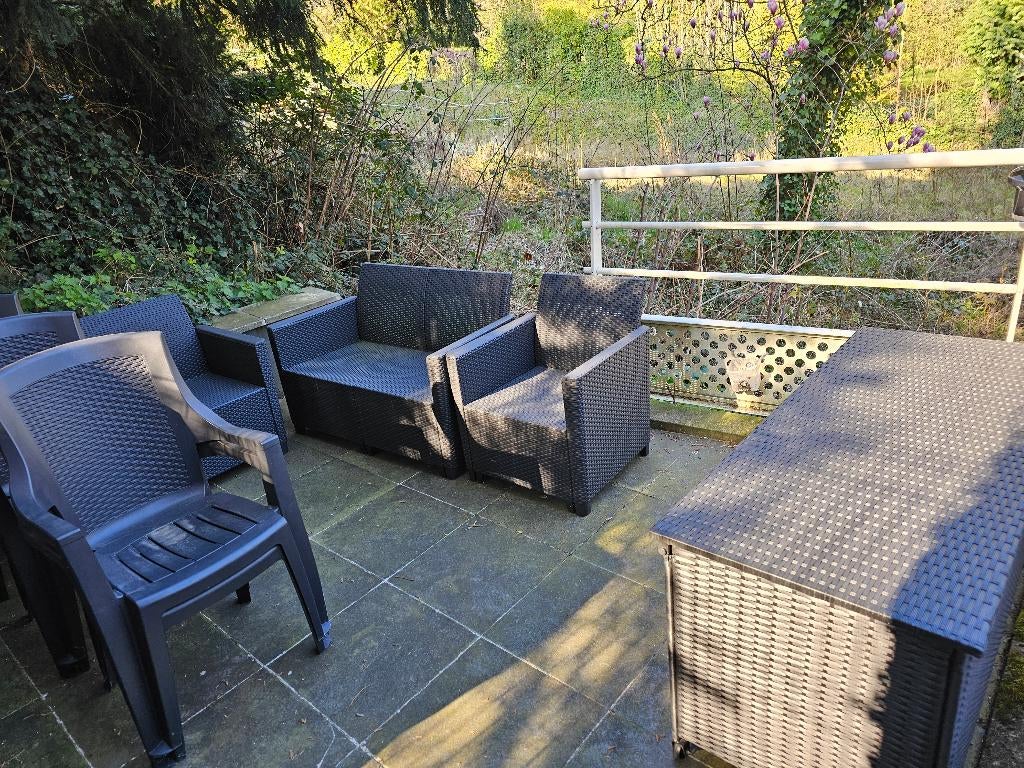 superbe salon de jardin, Salons de jardin, Utilisé, Chaise, Enlèvement