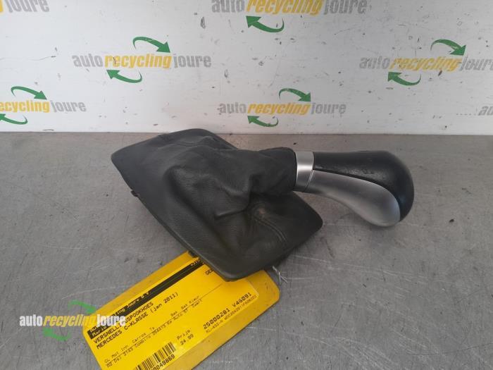 Enveloppe levier de vitesse d'un Mercedes C-Klasse, -, 3 mois de garantie, Utilisé, -