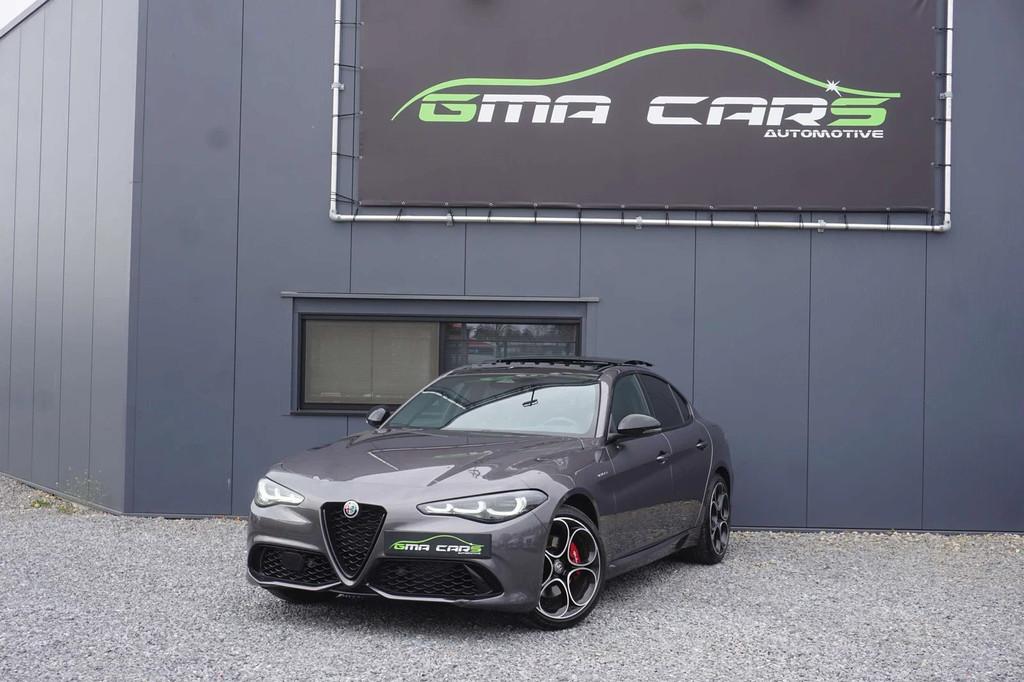 Alfa Romeo Giulia Giulia 2.0 T AWD Veloce (bj 2024), Auto's, Alfa Romeo, Automaat, 4 cilinders, USB, Leder