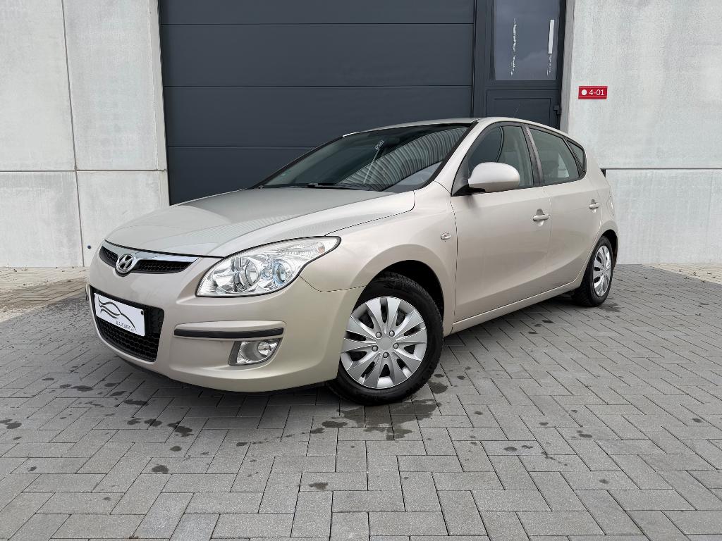 Hyundai I30 1.4 benzine | airco | 5 deurs | 12 maand garanti, Argent ou Gris, Achat, Entreprise, Noir
