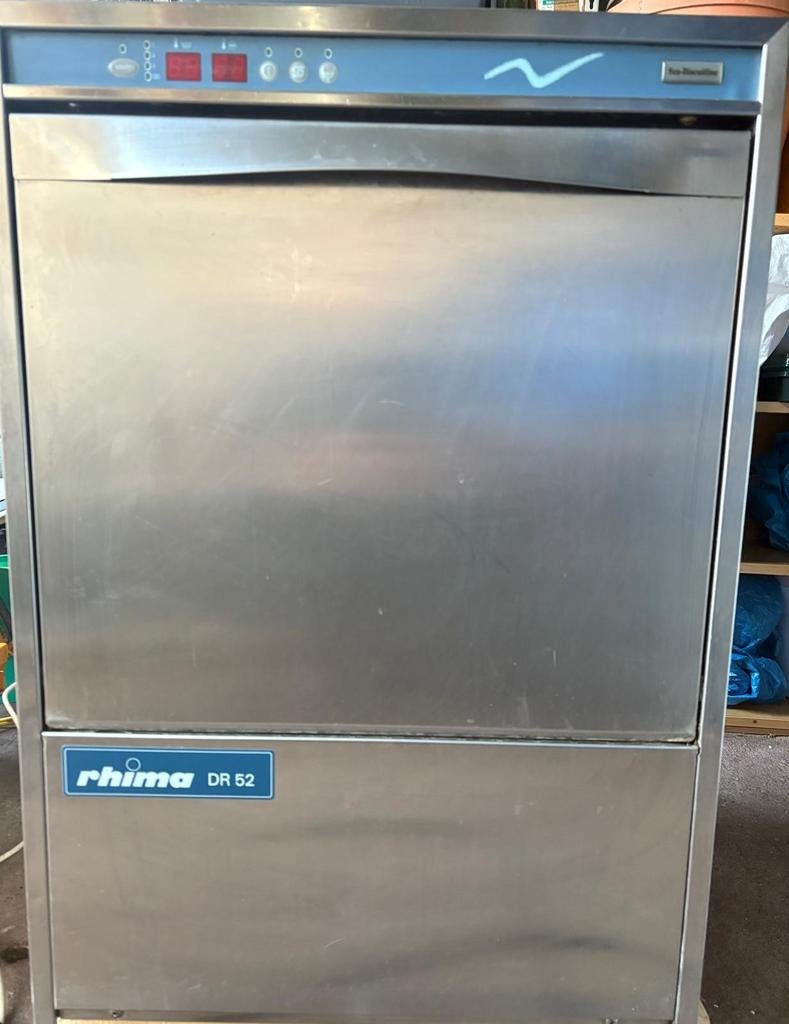 Professionele vaatwasmachine Rhima, Ophalen