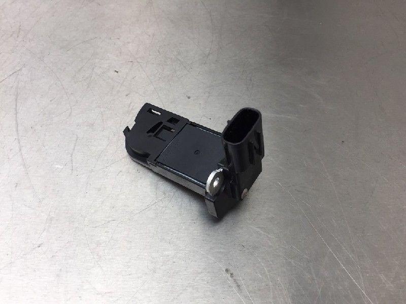 DÉBITMÈTRE Toyota RAV4 (A4) (|2220426010|AFH70M4128|), Autos : Pièces & Accessoires, Autres pièces automobiles, Toyota, Utilisé