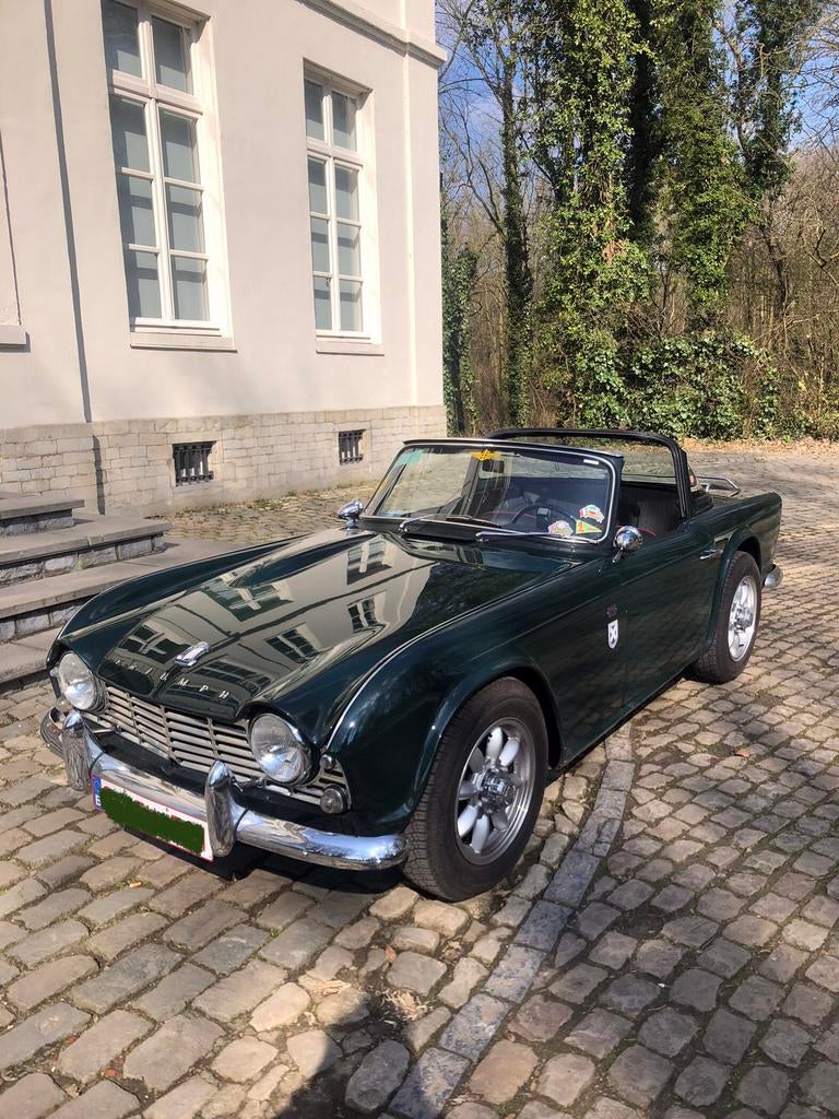 Triumph TR4 1964 Remis en ordre complet, Autos, Triumph, Particulier, TR4, Bluetooth, Intérieur cuir, Radio, USB, Essence, Cabriolet