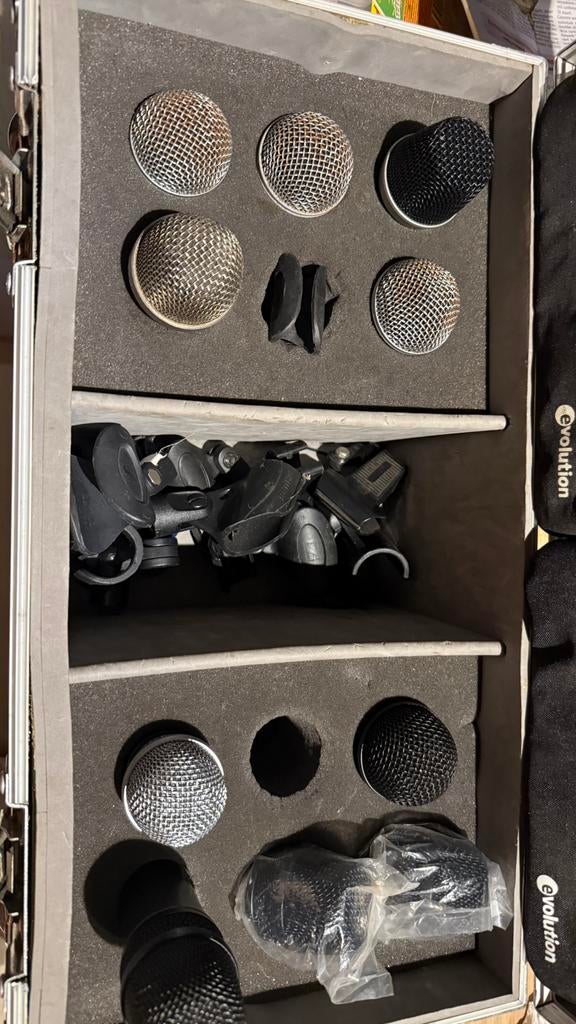 Prof microfoon set Shure Beta 58A + SM58 + AKG  topkwaliteit, Muziek en Instrumenten, Microfoons, Ophalen, Gebruikt, Zangmicrofoon