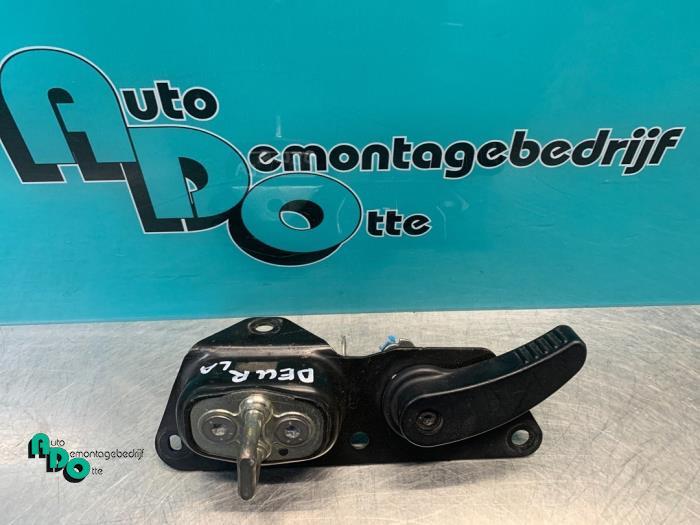 Poignée portière arrière camionnette d'un Peugeot Expert, -, 3 mois de garantie, Utilisé, -