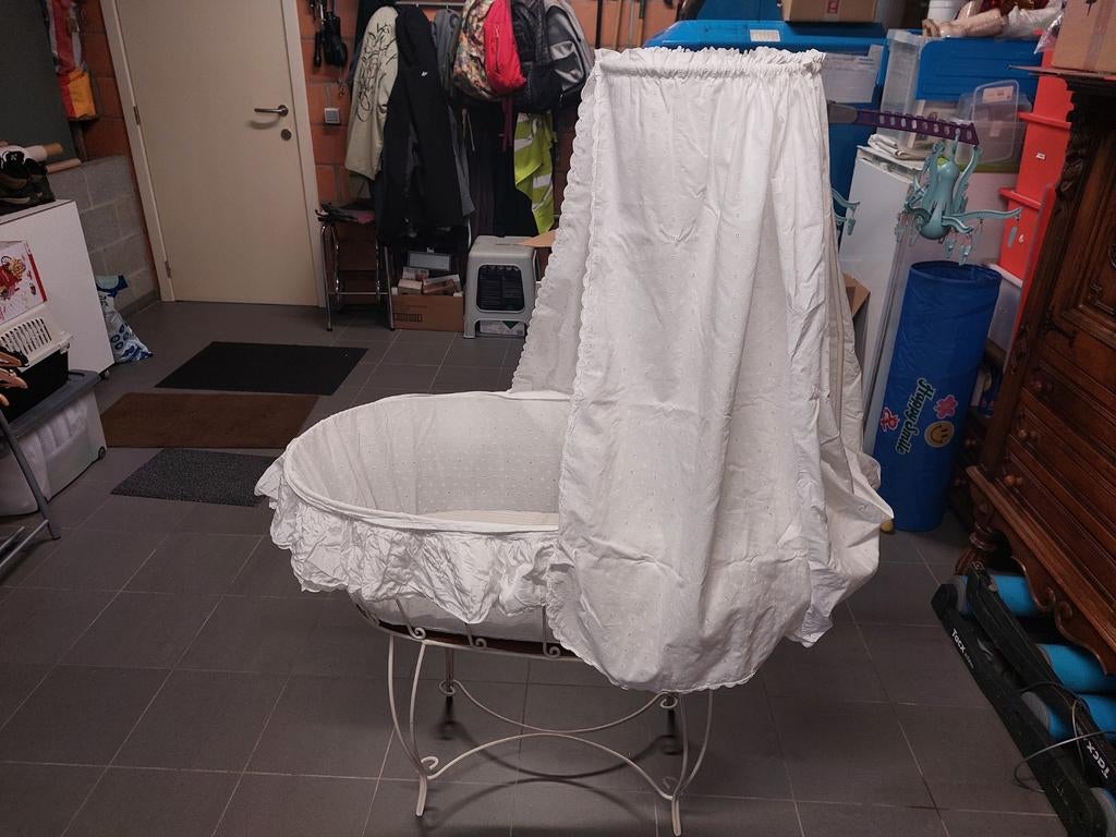 Smeedijzeren vintage wieg met hemel, Ophalen, Wieg