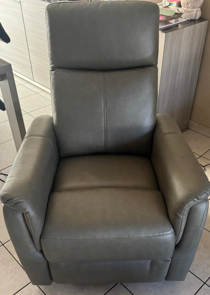 Fauteuil électrique avec fonction debout ( neuf ), Enlèvement, Neuf