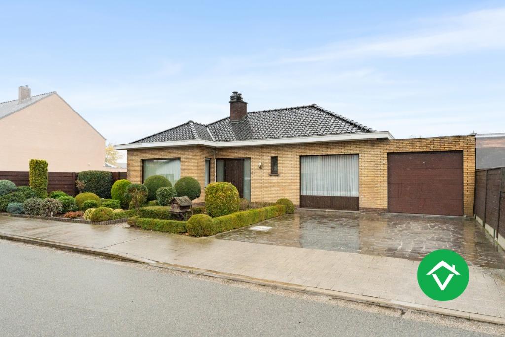 Alleenstaande woning met 4 slaapkamers te Eernegem, Rez-de-chaussée, 170 m², 500 à 1000 m², 4 pièces