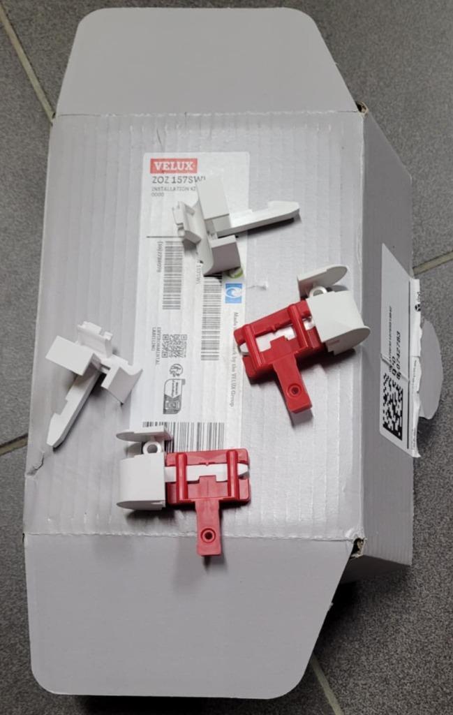 Raccord entre 2 moustiquaires VELUX  ZOZ 157SWL, Bricolage & Construction, Neuf, Moins de 200 cm, Enlèvement ou Envoi, Synthétique