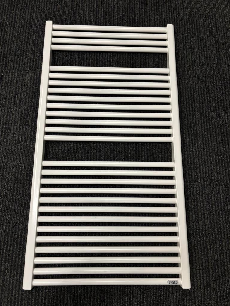 NIEUW HANDDOEKRADIATOR VASCO 1100x600, Ophalen, Zo goed als nieuw, Radiator