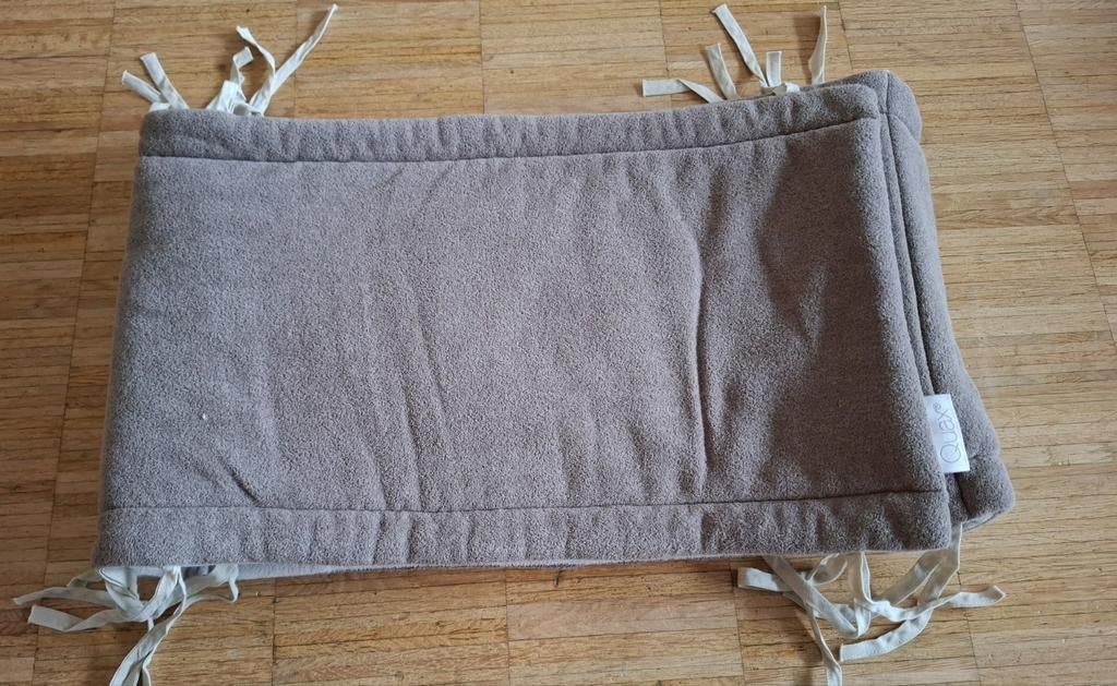 Quax bumper voor babybedje, Kinderen en Baby's, Ophalen