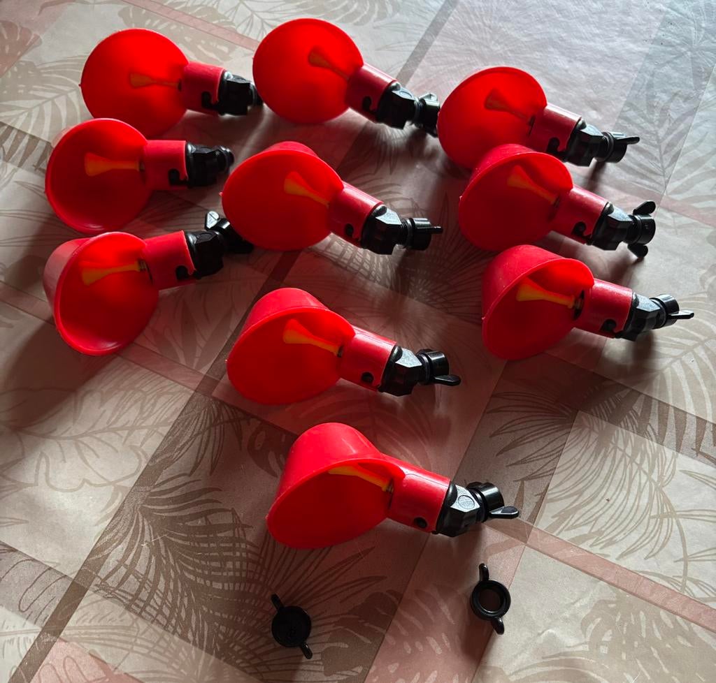 10 nieuwe drinkbakjes voor kippen enz., Ophalen of Verzenden, Nieuw, Drinken en Voederen