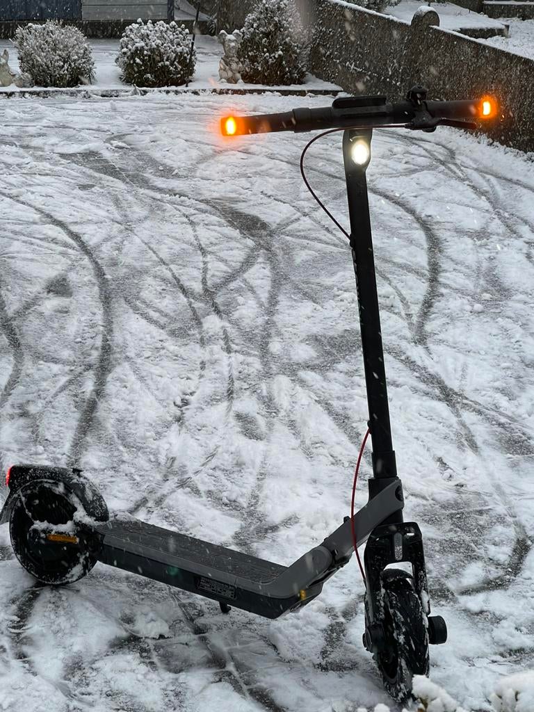 Ninebot E3, Ophalen, Zo goed als nieuw, Elektrische step (E-scooter)