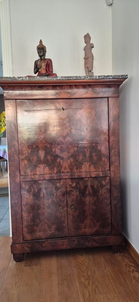 Secrétaire style Louis Philippe avec marbre, Enlèvement