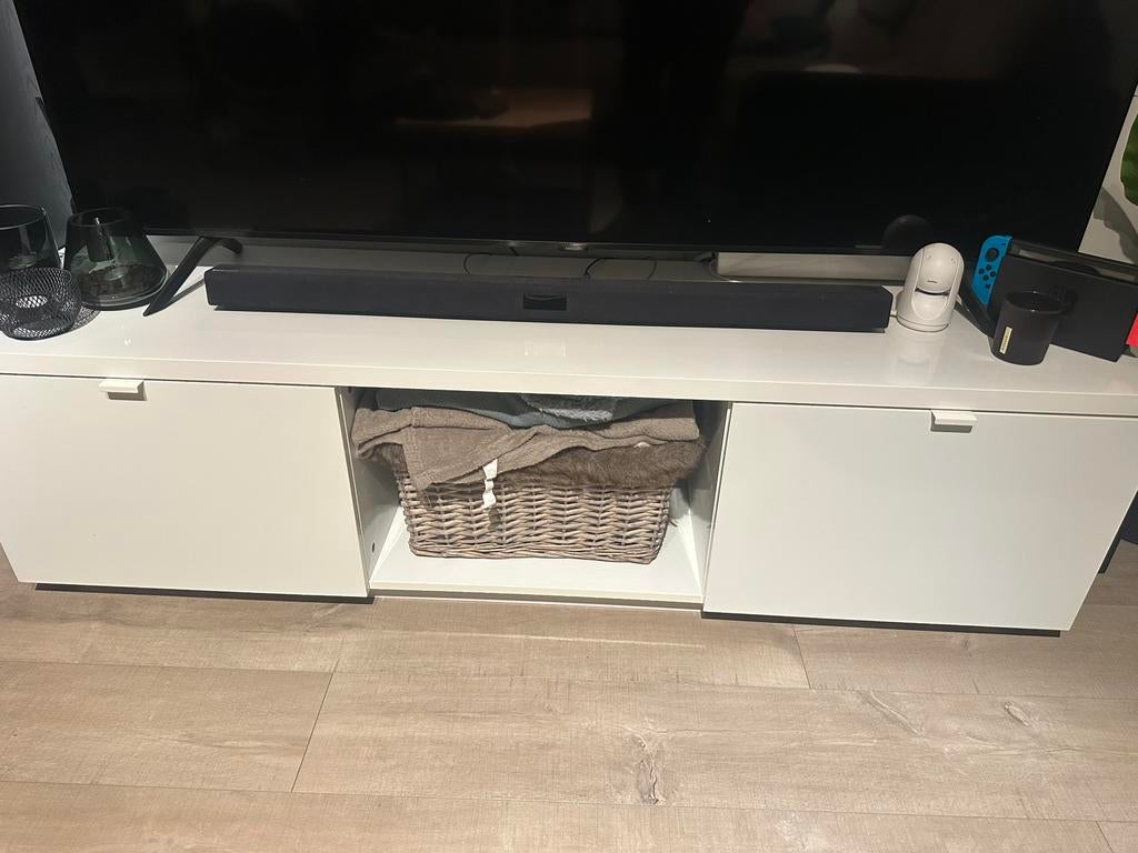 Tv kast ikea, Huis en Inrichting, Kasten |Televisiemeubels, Ophalen, Zo goed als nieuw
