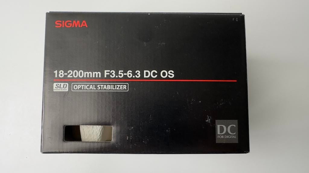Objectif SIGMA 18-200mm F3.5-6.3 DC OS, Enlèvement, Comme neuf, Téléobjectif, Zoom