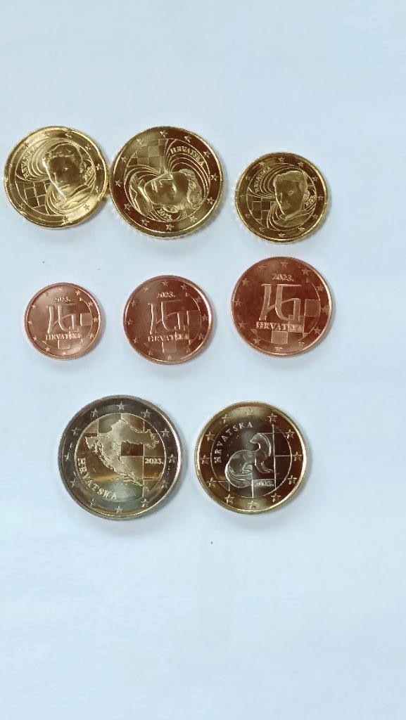 Croatie EURO pack 2023 unc (3,87 euros), Enlèvement ou Envoi, Autres pays, 2 euros, Série