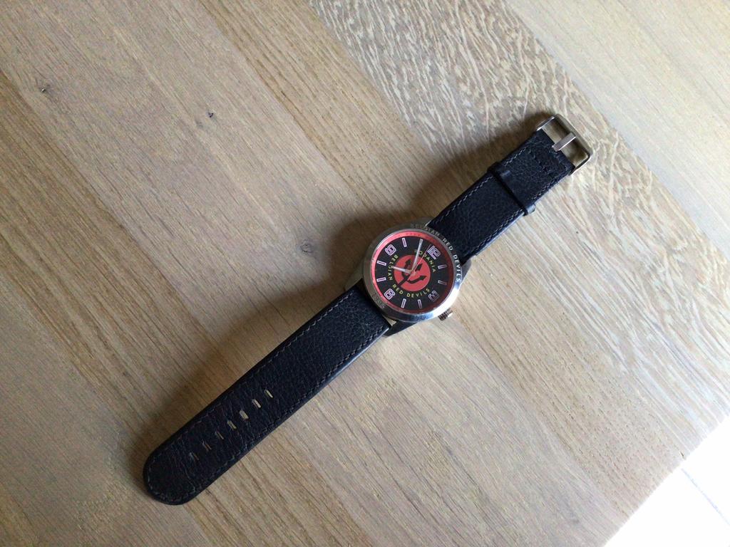 Herenhorloge Rodania, rode duivels, Handtassen en Accessoires, Horloges | Heren, Ophalen of Verzenden, Zo goed als nieuw