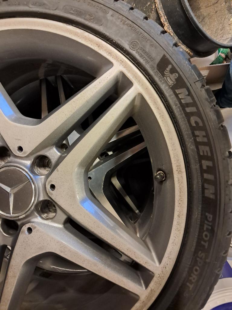 Jantes Mercedes AMG 18 pouces pneus Michelin, Pneus été, Enlèvement, 225 mm, Pneu(s)