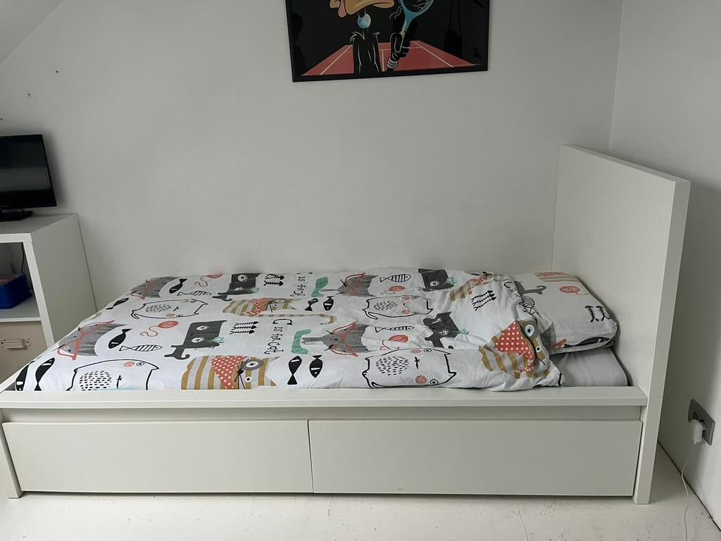 Lit Ikea avec tiroir sans matelas, Enlèvement, Utilisé, 180 cm ou plus, Matelas