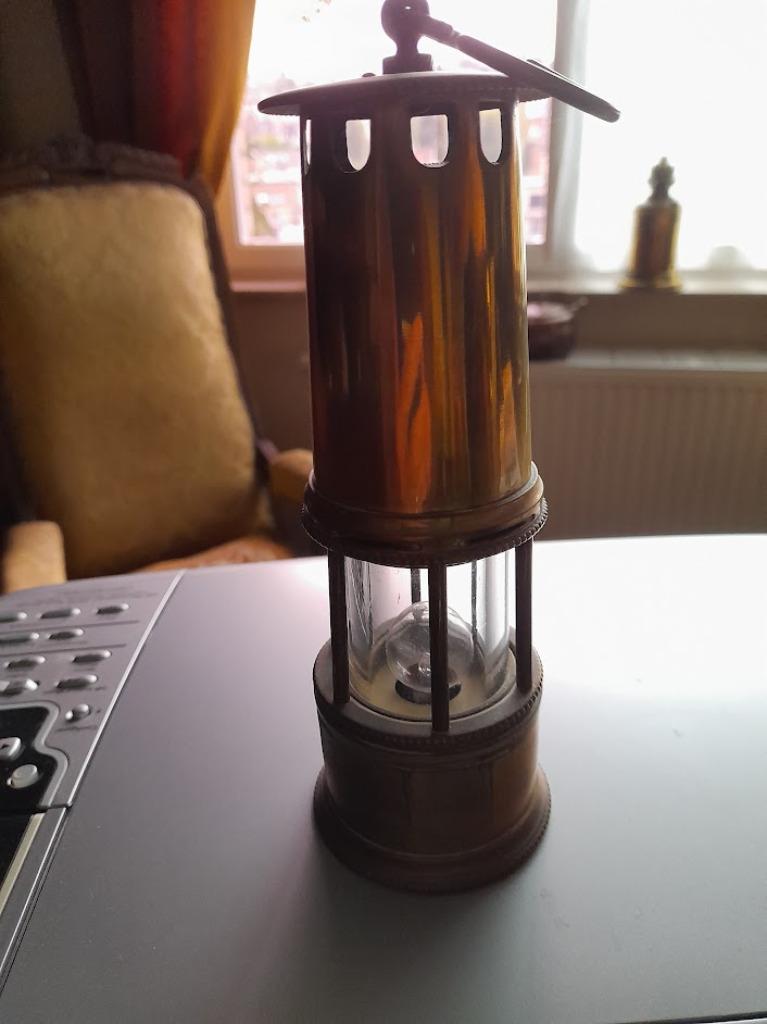 Petite lampe de mineur en cuivre, Enlèvement, Cuivre