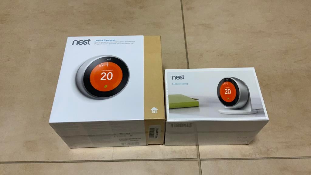Nest Thermostaat V3 Pro versie met standaard houder gratis ✅, Doe-het-zelf en Bouw, Ophalen of Verzenden, Nieuw