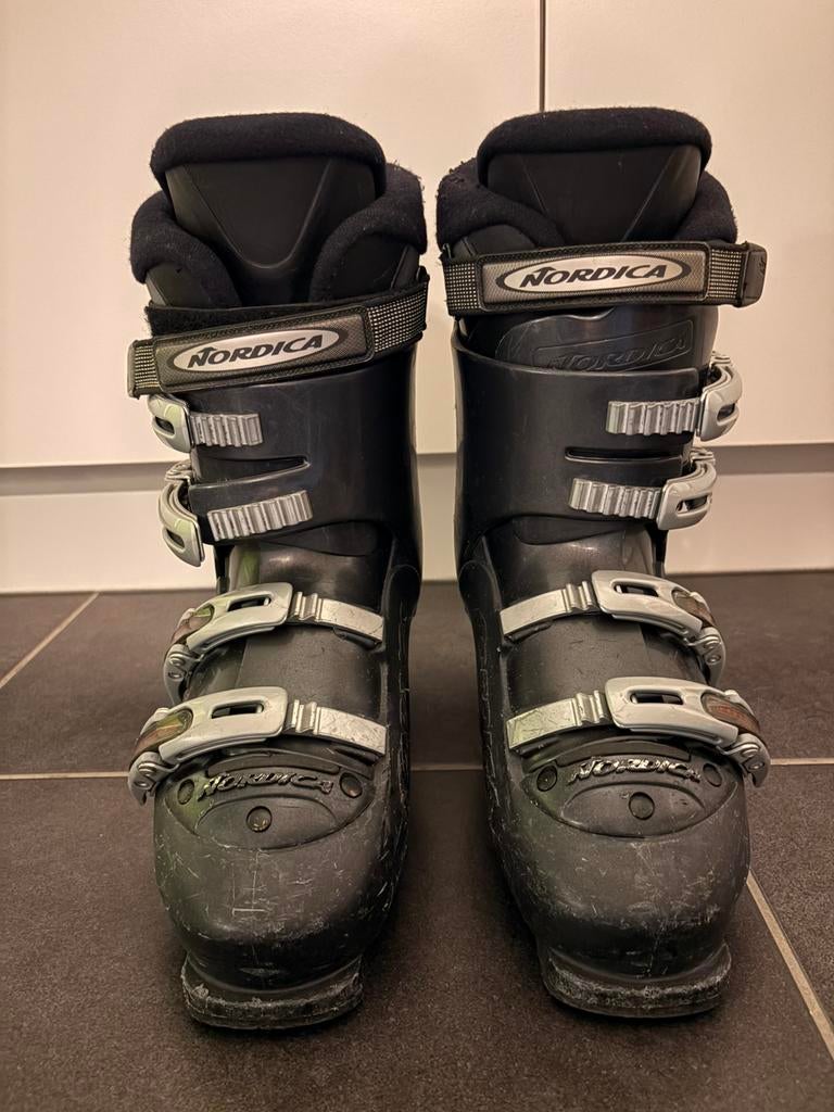 Nordica B7 maat 42 skischoenen, Sport en Fitness, Skiën en Langlaufen, Ophalen, Gebruikt, Nordica, Ski's