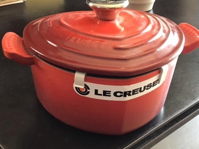 pot en forme de cœur le creuset neuf non utilisé 1,9 l 18 cm, Enlèvement ou Envoi, Neuf