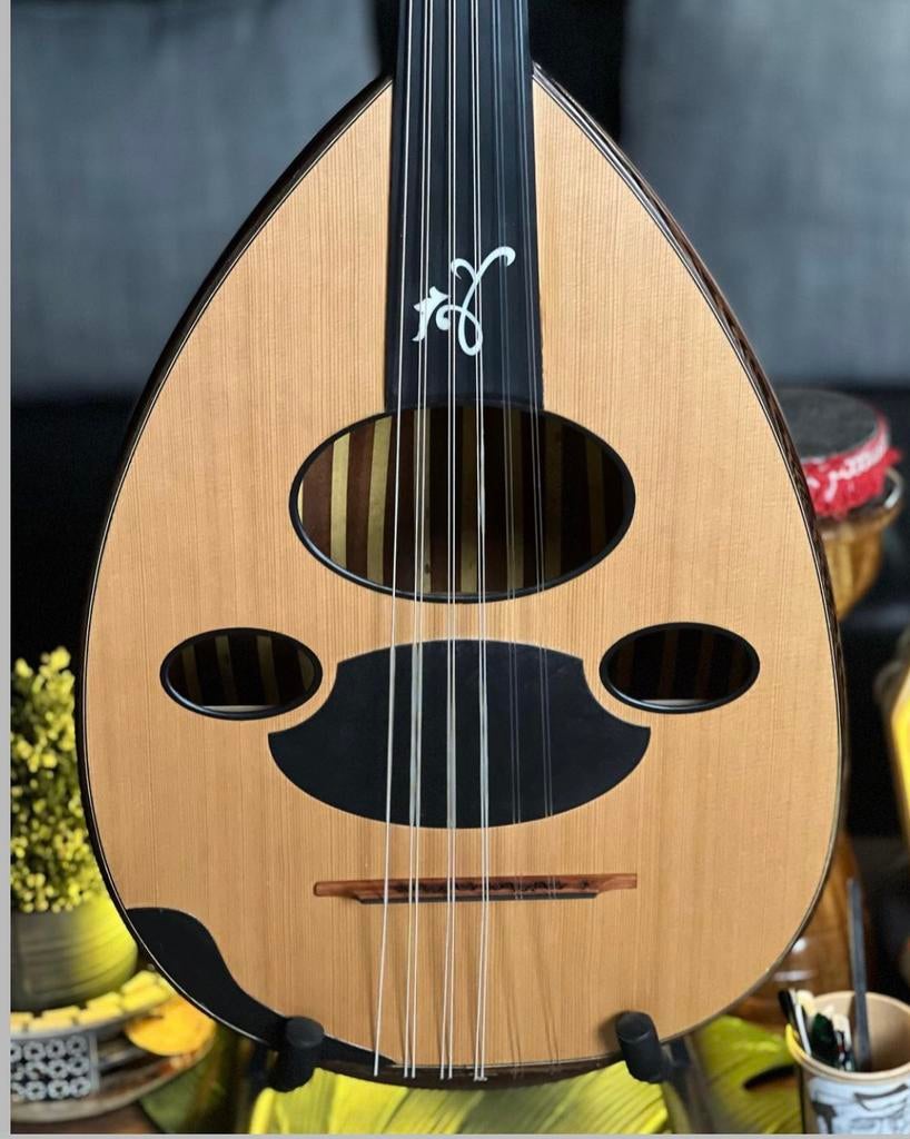 Oud. Luit. Lute. Luth. Oed. Aoud. Ud, Ophalen of Verzenden, Zo goed als nieuw