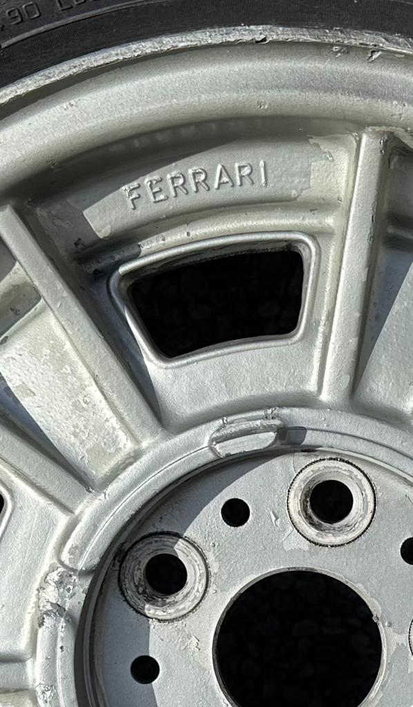 Ferrari 308 GT4., Enlèvement ou Envoi, Utilisé, Jante(s)