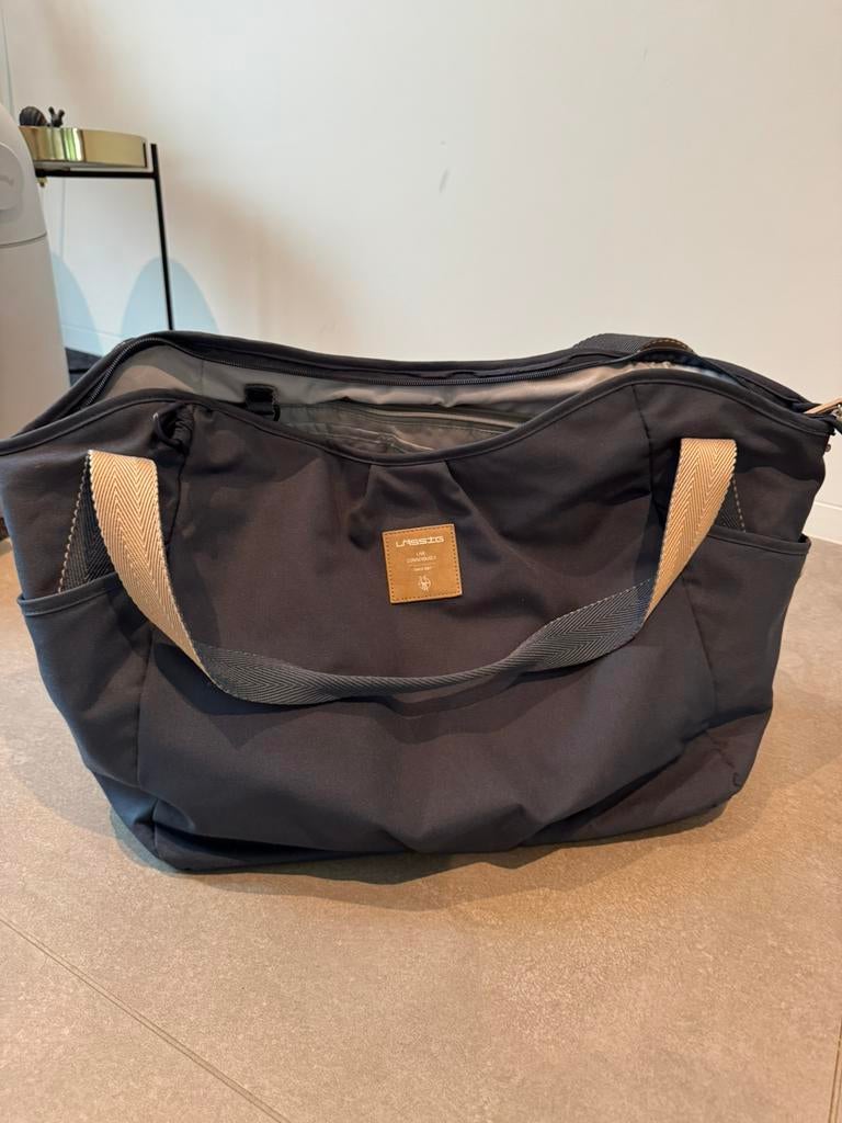 Lassig blauwe luiertas met attributen, Ophalen, 40 tot 60 cm, 20 tot 30 cm, Blauw