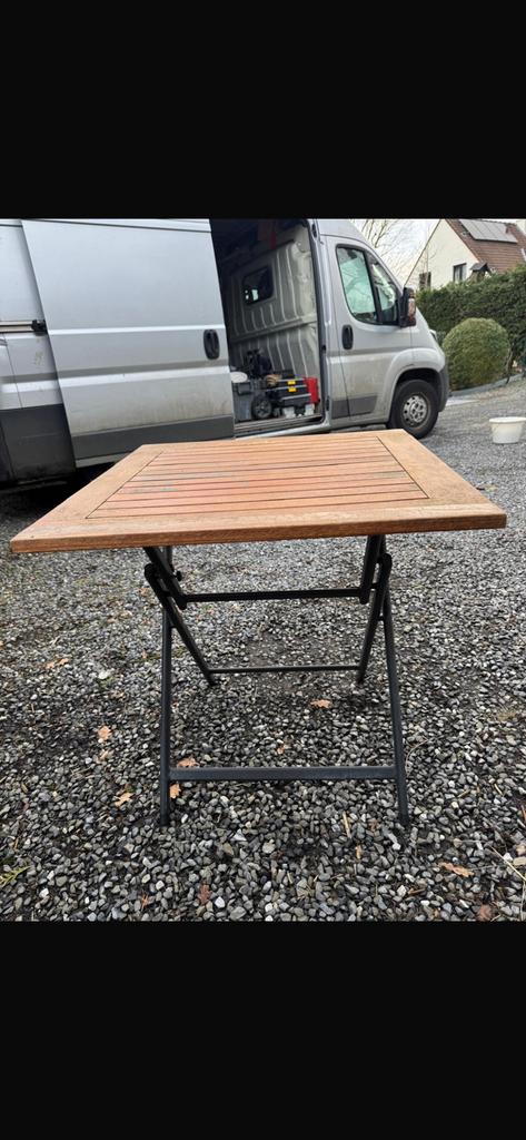 Table de terrasse, Enlèvement, Comme neuf