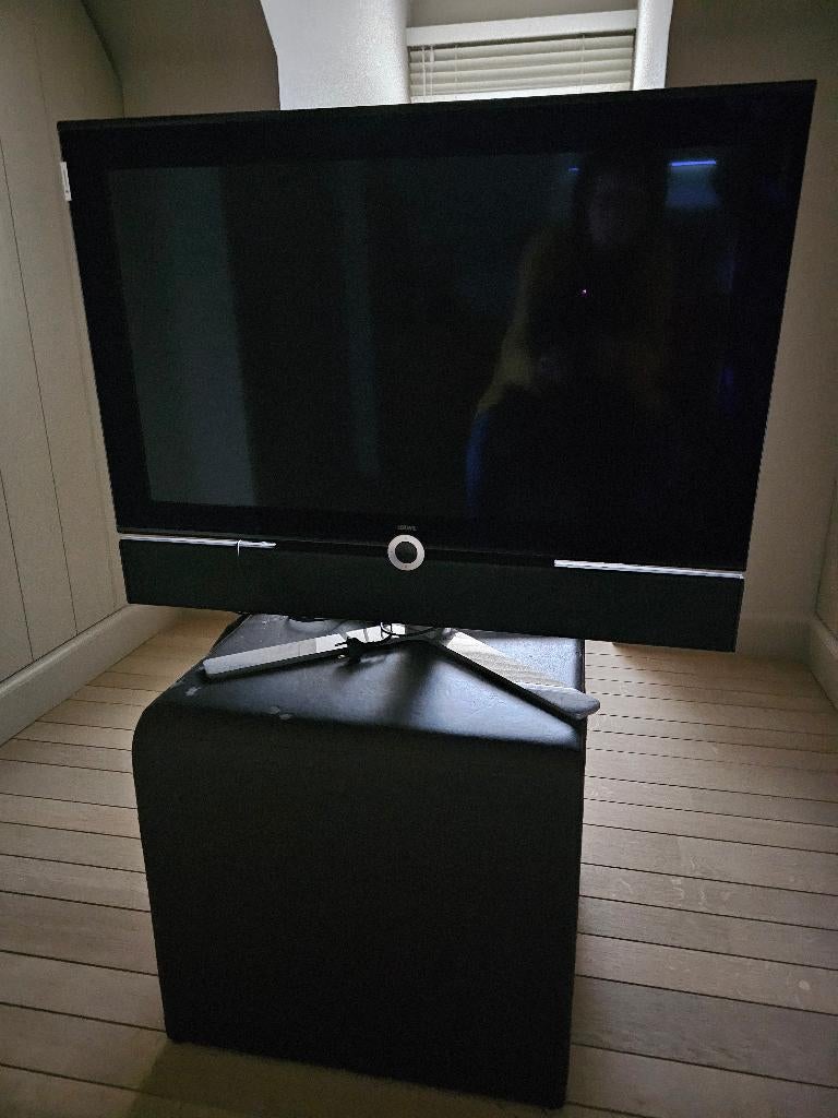 LOEWE TVTOESTEL, Audio, Tv en Foto, Ophalen, Gebruikt, LED