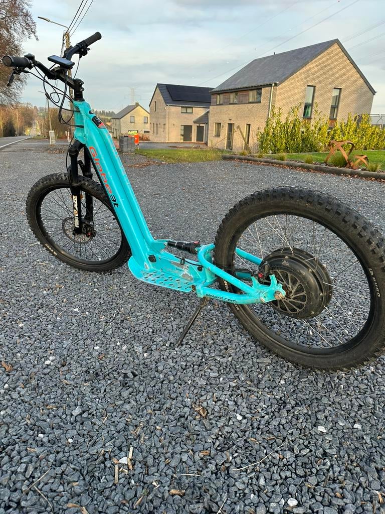 Av trottinettes tout terrain, Enlèvement, Utilisé