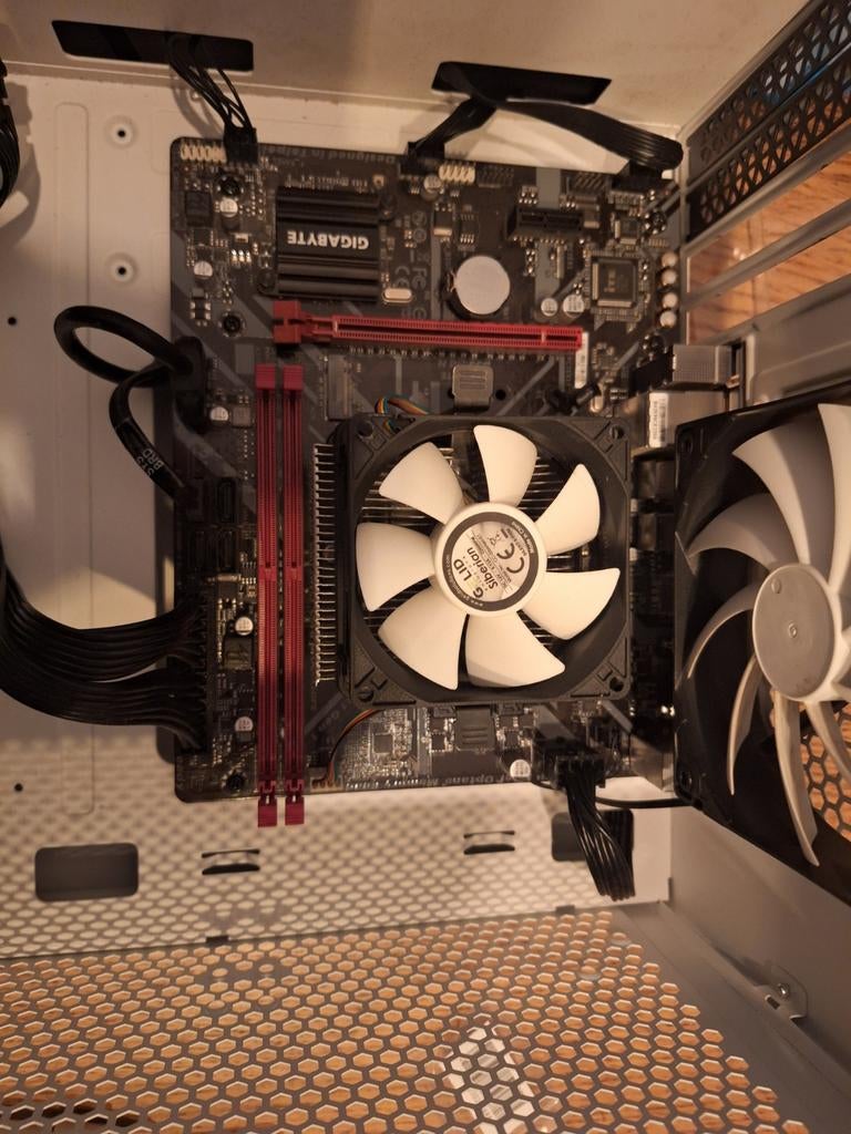 Carte mère + processeur + ventirad