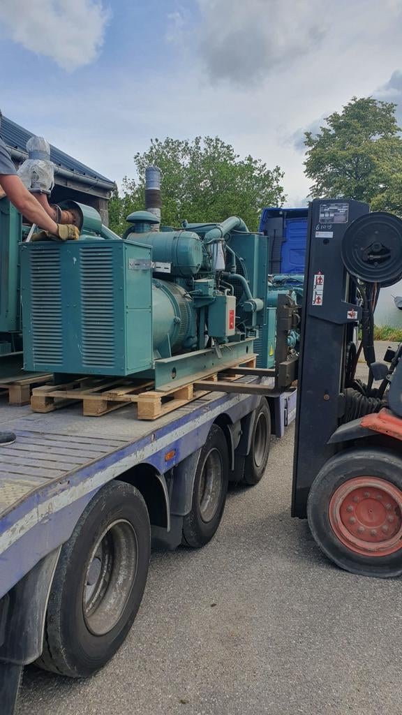 Demontage en aankoop van gebruikte generator / stroomgroep, Zakelijke goederen, Landbouw | Werktuigen, Ophalen