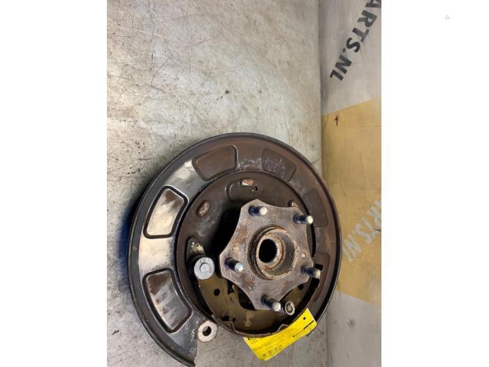 Fusee houder links-achter van een Suzuki Grand Vitara, Gebruikt, -, -, Ophalen of Verzenden