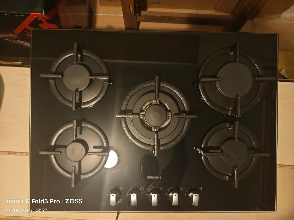 Siemens gasfornuis, Ophalen, Gas